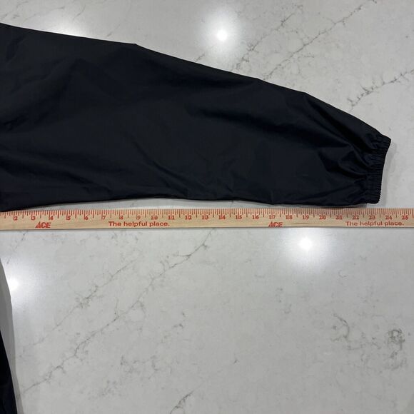 Nike Black and Red Windbreaker Jacket - Picture 4 of 12